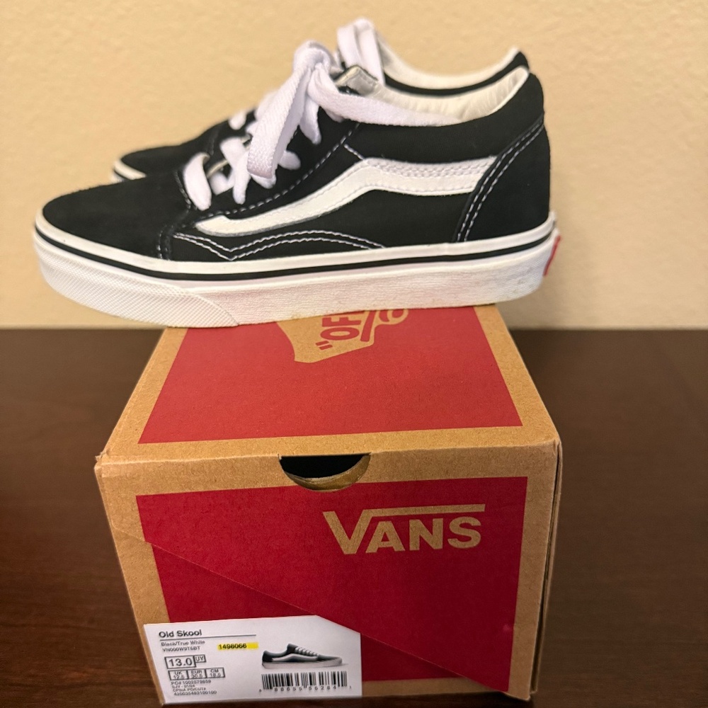 Little kids Vans Old Skool Shoe